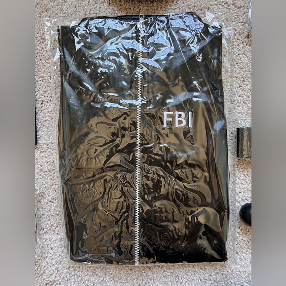 NWT! Yandy FBI Secret Agent Adult Halloween Costume size SM - Picture 7 of 11